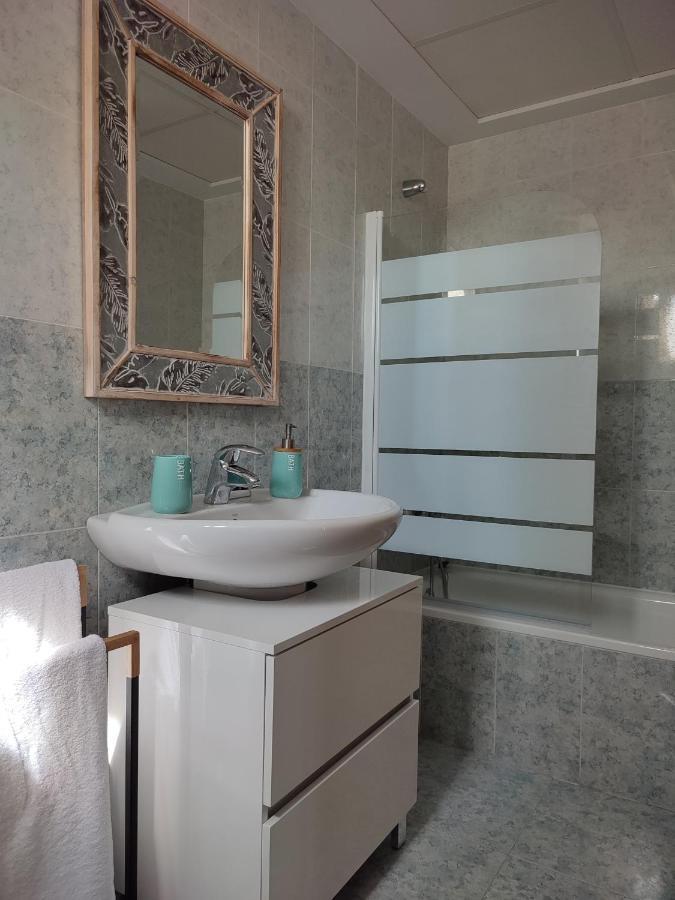 Apartament Junto Playa Levante Con Terraza Chill-out-2 Wcs-a Estrenar Gemelos 23 Benidorm